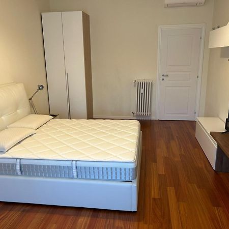 Central Station Milan Apartment Bagian luar foto